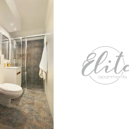 Elite Center Deluxe Lejlighed