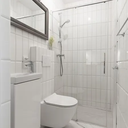 Elite Center Deluxe Lägenhet *